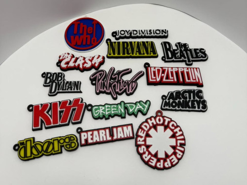 Chaveiros Personalizado - Bandas Rock Grupos Nomes Empresas Música - NerdDog Store Nenhuma # - Produto Original