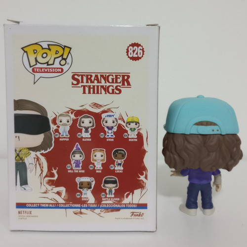 Funko Pop Combo Stranger Things: Dustin 1249 SE (sem caixa) e Battle Eleven 826 (cx com detalhe) - Stranger Things - #1
