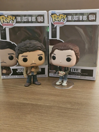 Conjunto Funko Ellie 1884 e Joel 1845l-The Last Of Us-1