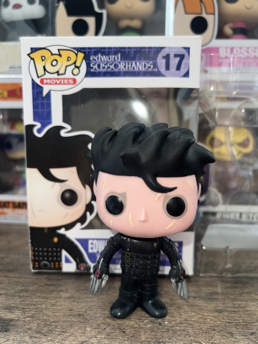 Funko Pop Edward Scissorhands Vaulted Edward Scissorhands #17 - Produto Original