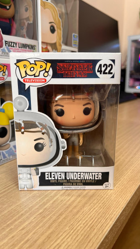 Eleven (underwater) - #422 Stranger Things #422 - Produto Original
