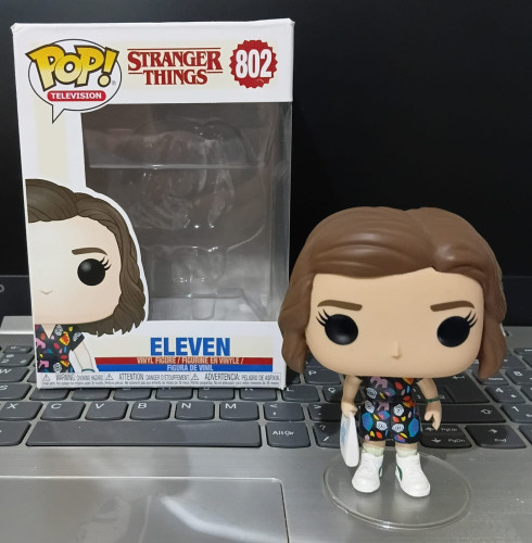Eleven 802 Television Stranger Things #802 - Produto Original