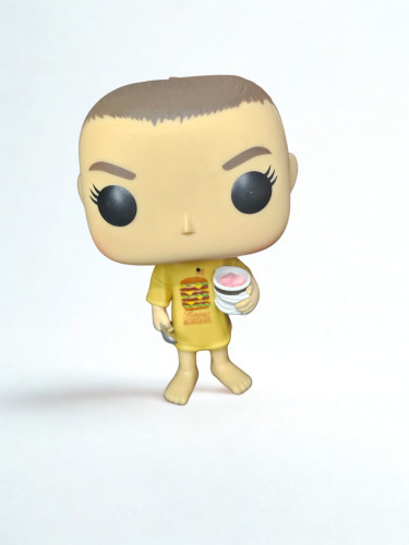 Funko Pop Eleven(Burger T-shirt) - Stranger Things - #718