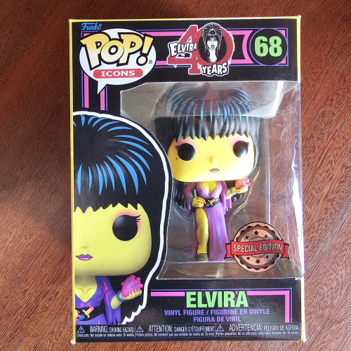 Funko Pop Elvira (Blacklight)-Elvira 40th Anniversary-68