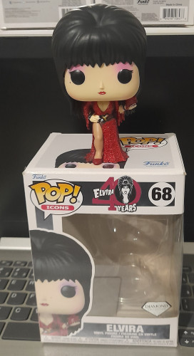 Funko Pop Elvira Diamond-Elvira: A Rainha Das Trevas-68