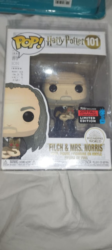 Filch & Mrs. Norris Harry Potter #101 - Produto Original