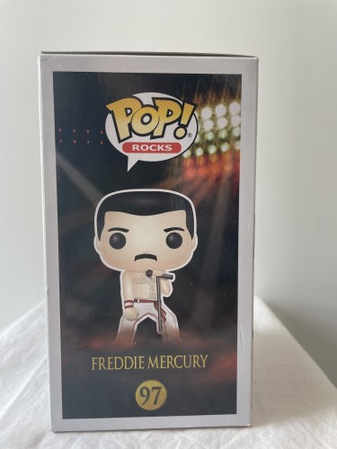 Funko Pop Freddie Mercury - FYE Exclusivo Diamond - Queen - #97