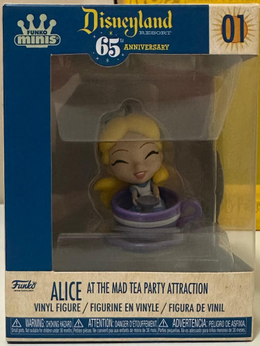 Funko Mini - Alice at mad tea party-Disneyland 65th Anniversary-01