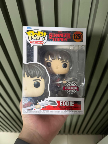 Funko POP Eddie Stranger Things-Stranger Things-1250