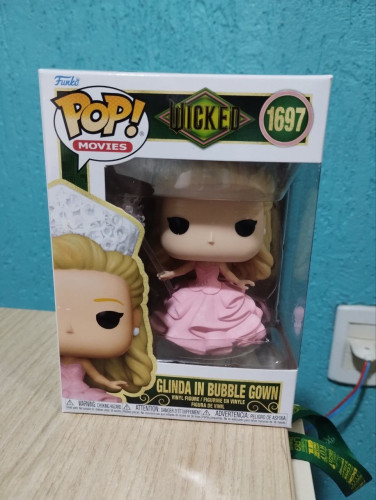 Funko Pop - Glinda In Bubble Gown #1697 Wicked - MOVIES WICKED - #1697