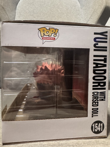 Funko Pop! Animation Jujutsu Kaisen Yuji Itadori With Cursed Doll 1541 Exclusivo Hot Topic - Jujutsu Kaisen - #1541