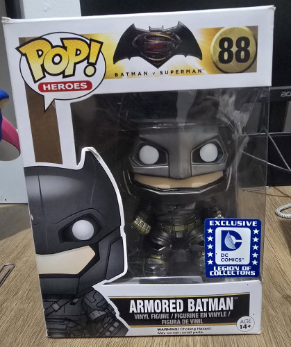 Funko Pop! Armored Batman DC Batman #88 - Produto Original