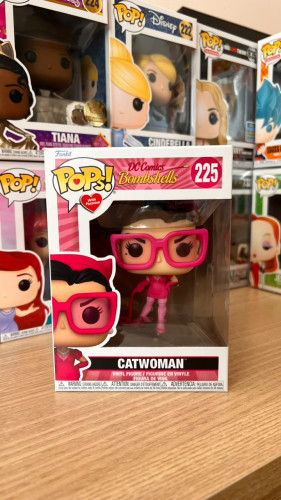 Funko Pop! DC Comics Bombshells Breast Cancer Awareness Catwoman 225-Bombshells-225