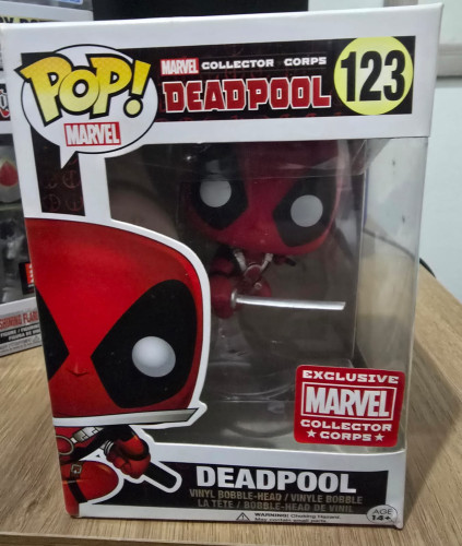 Funko Pop! Deadpool Deadpool #123 - Produto Original