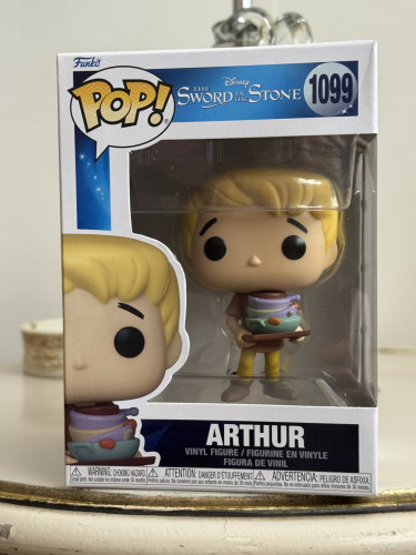 Funko Pop! Disney: Sword In The Stone A Espada era a Lei - Arthur 1099 - A Espada Era Lei - #1099