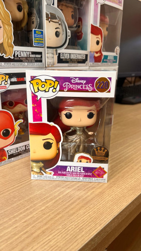 Funko Pop! Disney A Pequena Sereia Ariel 220 Exclusivo Gold Disney #220 - Produto Original