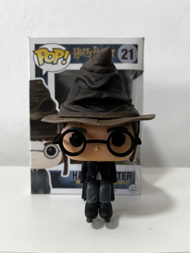 Funko Pop! Harry Potter With Sorting Hat- Harry Potter - #21 - Harry Potter - #21