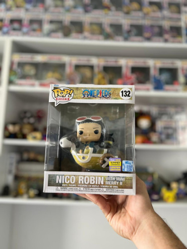 Funko Pop! Nico Robin With Mini Marry Ii One Piece #132 - Produto Original