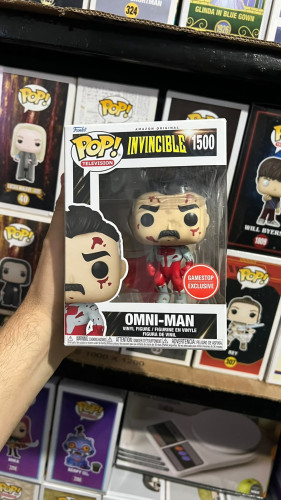 Funko Pop! Omni-man (bloody) GAMESTOP EXCLUSIVE Invincible #1500 - Produto Original