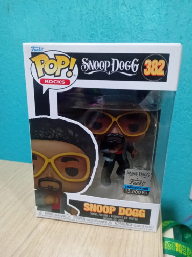 Funko Pop! Snoop Dogg 15.000 Pçs Disco Sensual Seduction 382 - ROCKS SNOOP DOGG - #382