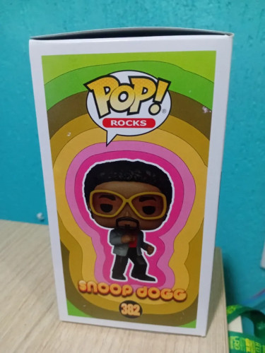 Funko Pop! Snoop Dogg 15.000 Pçs Disco Sensual Seduction 382 - ROCKS SNOOP DOGG - #382