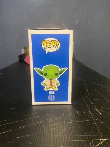 Funko Pop! Star Wars - Yoda (caixa azul e fonte pequena) - Stars Wars - #2