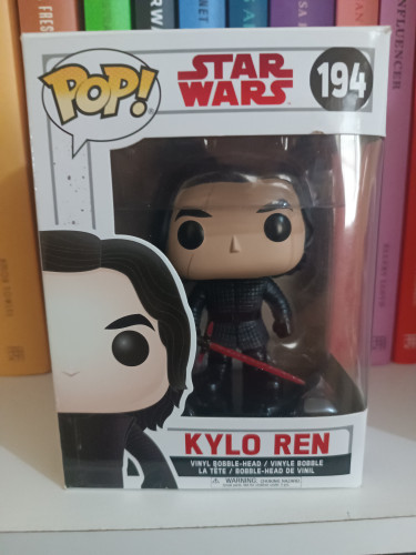 Funko Pop! Star Wars Kylo Ren #194 - Stars Wars - #194