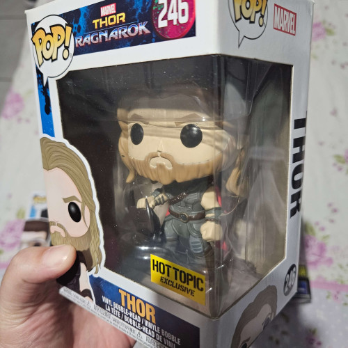 Funko Pop! Thor Marvel Thor Ragnarok Exclusivo Hot Topic 246 - Marvel - #246