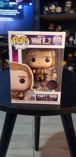 Funko Pop! What If...? Party Thor - Edição Especial 877 Marvel #877 - Produto Original