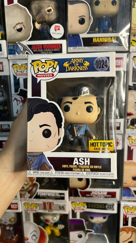 Funko Pop Ash Hot Topic Army Of Darkness #1024 - Produto Original