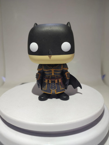 Funko Pop Batman Imperial Palace (sem caixa) - Batman - #374