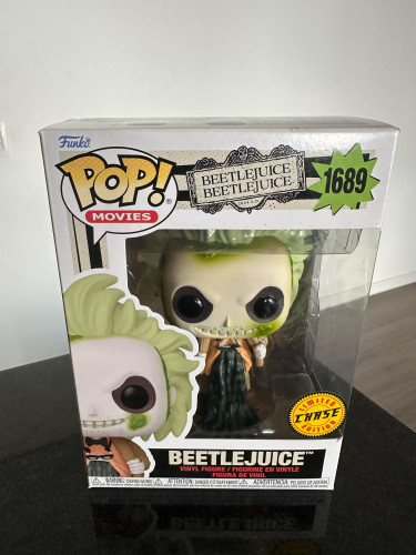 Action Figures Funko Pop Beetlejuice Cardigan Beetlejuice 1689 Chase - Beetleejuice - #