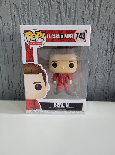 Funko Pop Berlin (detalhe no nariz) - La Casa De Papel - #743