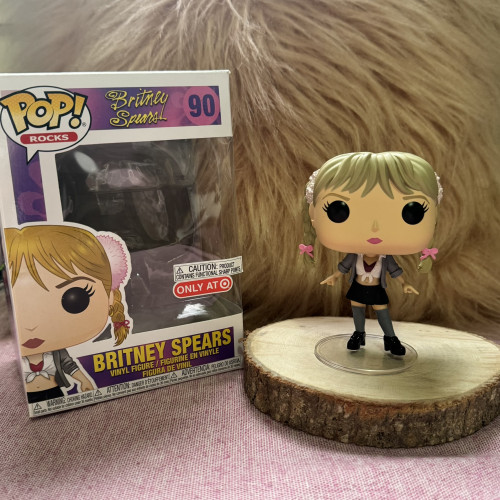Funko Pop Rocks Britney Spears (versão Baby One More Time)-Britney Spears-90