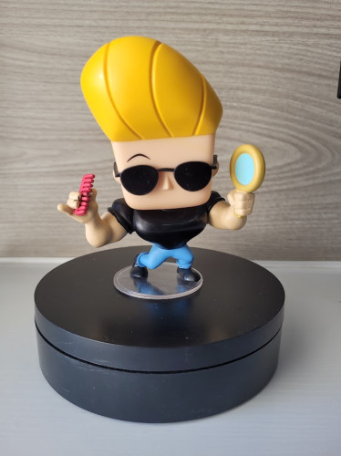 Funko Pop Cartoon Network - Jhonny Bravo (detalhe na mão) - Johnny Bravo - #1069