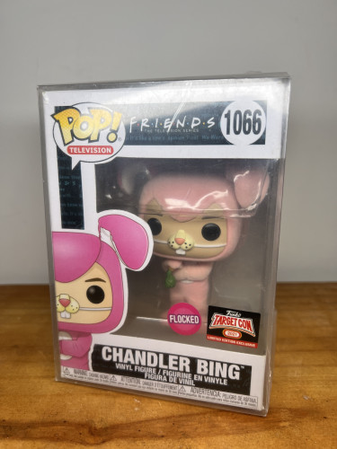 Funko Pop Chandler Bing - Flocked - Exclusive Target - Vaulted-Friends-1066