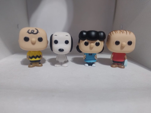 Funko Pop Charlie Brown, Snoopy, Lucy & Linus 4pack Exclusivo (sem caixa) - Peanuts - #0