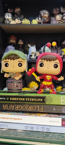Funko Pop Chaves e Chapolin + BRINDE (2 PROTETORES ACRÍLICOS) - ORIGINAIS-El Chavo-751