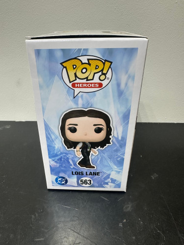 Action Figures Funko Pop Dc Superman Lois Lane 563 - Superman - #