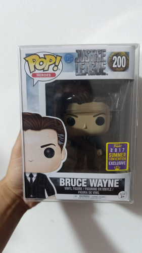 Funko Pop Dc 200 - Bruce Wayne DC #200 - Produto Original