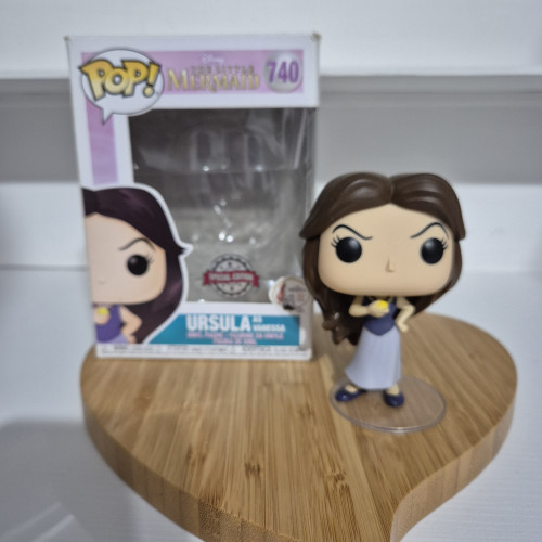 Funko Pop Disney - A Pequena Sereia - Ursula (Vanessa - Humana)-The Little Mermaid-740