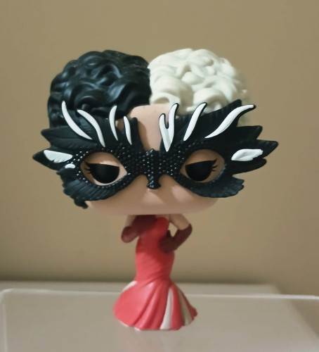 Funko Pop Disney Cruella Reveal Cruella #1039 - Produto Original