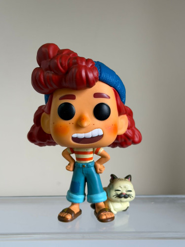 Funko Pop Disney Giulia Marcovaldo With Machiavelli Luca #1052 - Produto Original