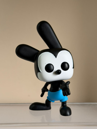 Funko Pop Disney Oswald The Lucky Rabbit Disney 100th Anniversary #1315 - Produto Original