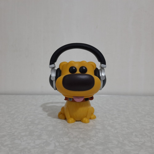 Funko Pop Dug With Headphones-Disney Up Altas Aventuras-1097