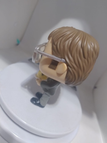 Funko Pop Dwight Schrute (óculos Quebrado E Sem Caixa) - The Office - #1004