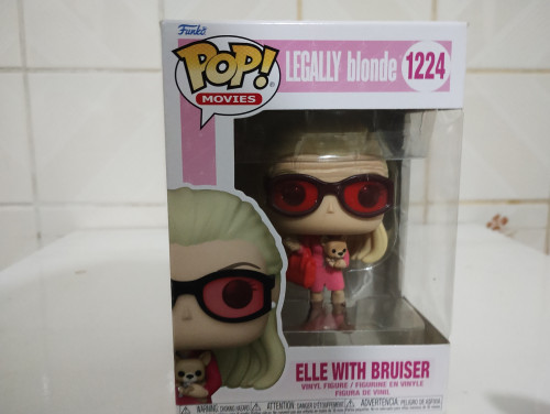 Funko Pop Elle With Bruiser #1224-LEGALMENTE LOIRA-1