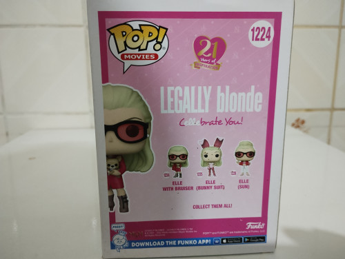 Funko Pop Elle With Bruiser #1224 - LEGALMENTE LOIRA - #1