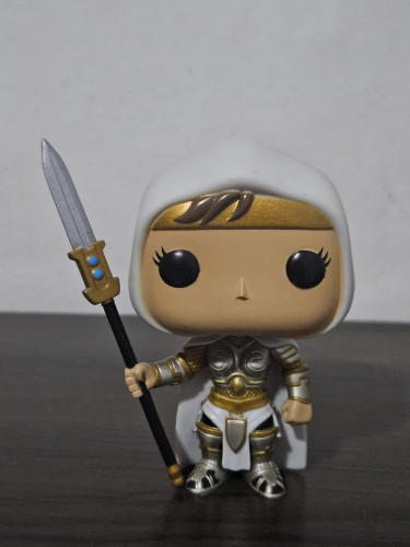 Funko Pop Elspeth Tirel 08 - Magic: The Gathering - #8