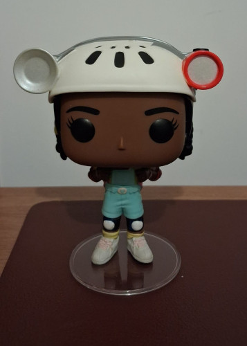 Funko Pop Erica 808 - Caixa Com Detalhes - Usado - Stranger Things